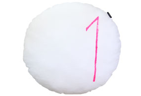 W.PINK NUMBER CUSHION